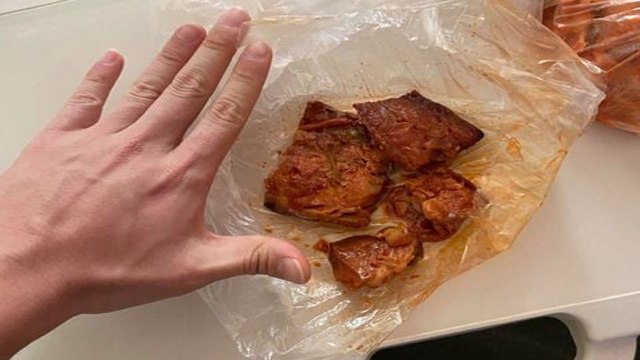 육군 9사단 '생선 조림 한 토막' 부실 급식 논란 / YTN