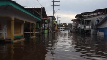 Anamã vive inundaciones que superan su costumbre al agua   (C)  (C)