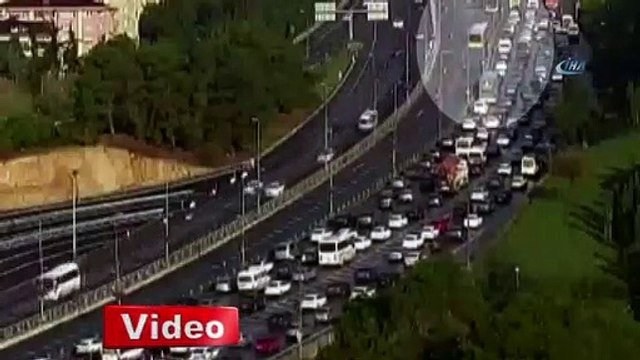 Metrobüs kazasının görüntüsü ortaya çıktı