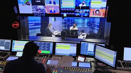 Temps de parole des éditorialistes : la surprenante proposition de Stéphane Séjourné