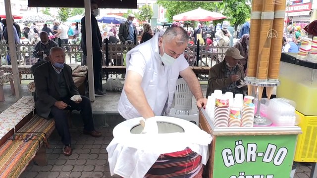 GİRESUN - Yaz mevsiminin damak çatlatan asırlık favori lezzeti: Görele dondurması