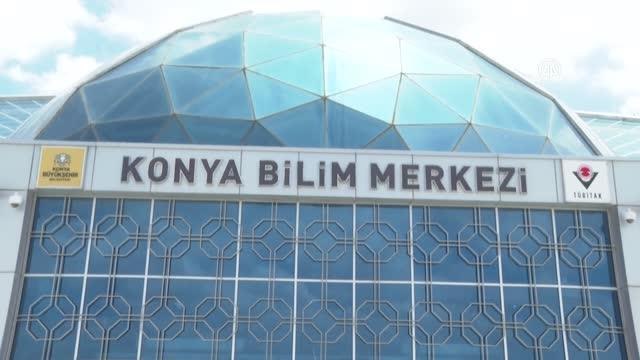 Bakan Kurum, Konya Bilim Merkezi'ni ziyaret etti