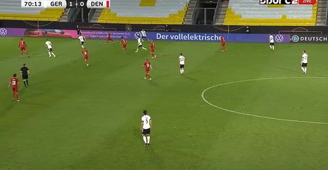 Goal - 1:1 - 71' Poulsen Y. (Eriksen C.), Denmark