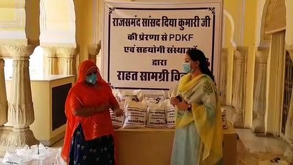 लोक कलाकारों के लिए दिए 200 भोजन किट