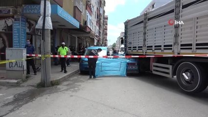 Tırın altına kalan yaya feci şekilde can verdi