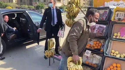 الرئيس الإنسان.. مشاهد عفوية لن ينساها المصريين