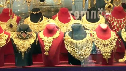 Düğün sezonunun açılmasıyla altına talep arttı
