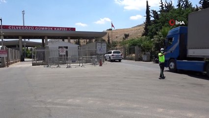 BM’den İdlib’e 37 tır insani yardım