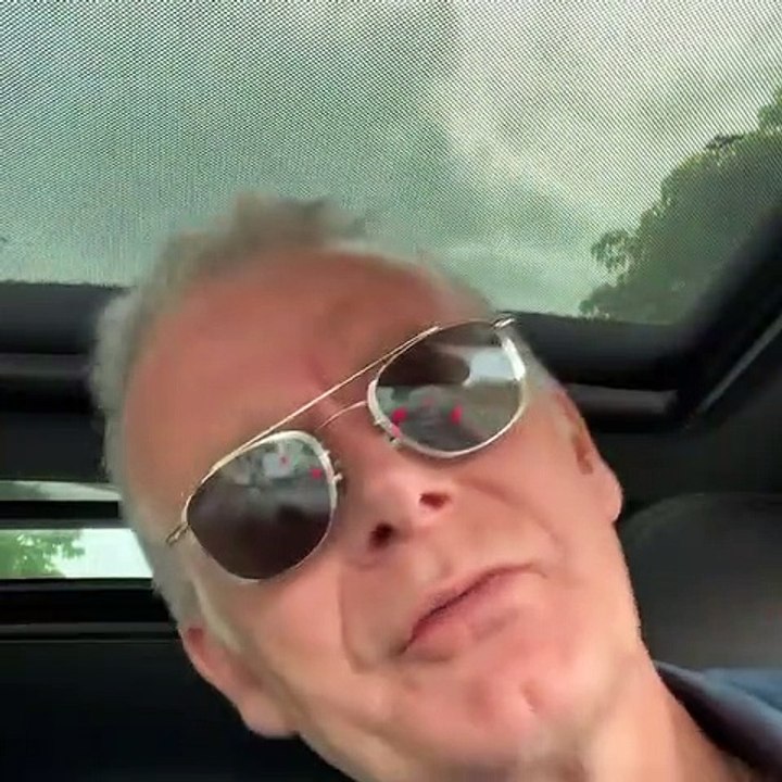 Franck Dubosc en voiture.