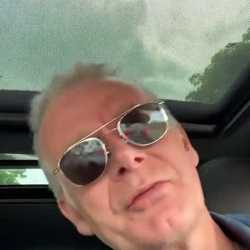 Franck Dubosc en voiture.