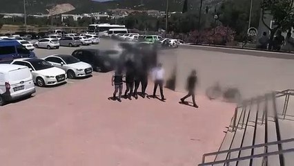 İş vaadiyle iğrenç tuzak: Çıplak fotoğrafla şantaj yapmışlar