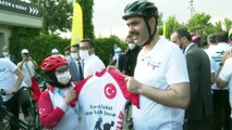 KONYA - Bakan Kurum, '3 Haziran Dünya Bisiklet Günü' etkinlikleri kapsamında bisiklete bindi