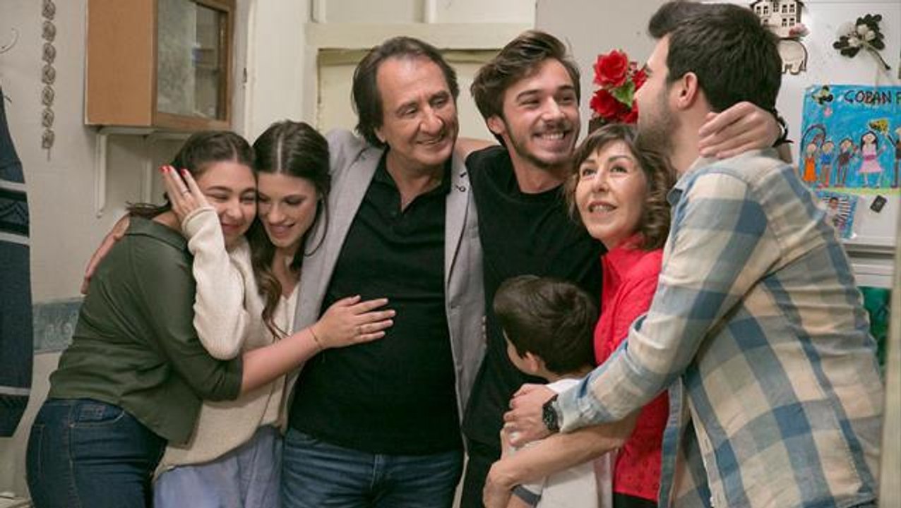 Dizi başladığından beri kadroda yer alıyordu! Onur Bay, Arka Sokaklar'a veda ediyor