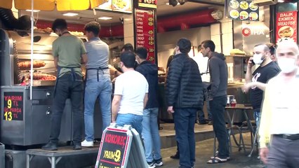 Kafe ve restoran sahipleri normalleşmeden memnun