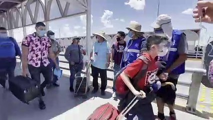 Migrantes vão para os EUA após fim da política de Trump