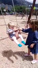 Nuevo vídeo de las pequeñas Anna y Olivia, desaparecidas junto a su padre en Tenerife