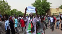 الآلاف يتظاهرون في الخرطوم للمطالبة بالعدالة لقتلى احتجاجات 2019