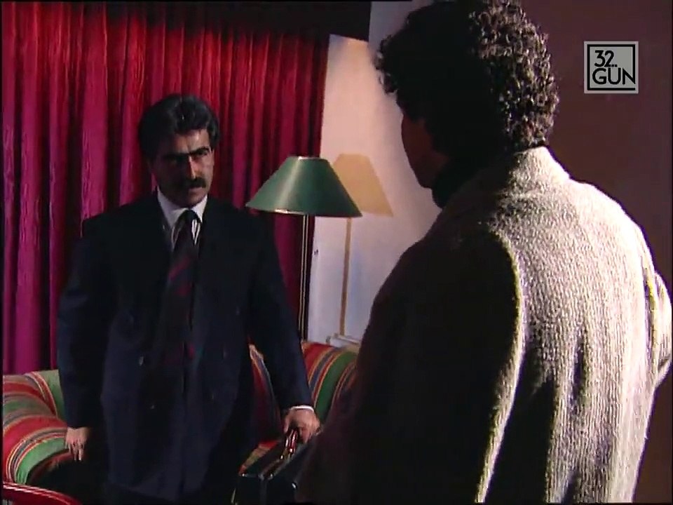 32. Gün Programı arşivinden Hüseyin Baybaşin röportajı Dailymotion Video