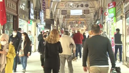 Düğün sezonunun açılmasıyla altına talep arttı