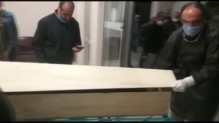 Hafif ticari araç ile otomobil çarpıştı: 9 ölü