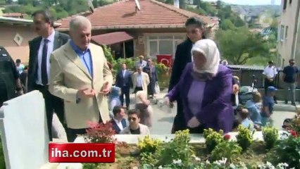 Başbakan Yıldırım, 15 Temmuz şehitlerinin mezarlarını ziyaret etti