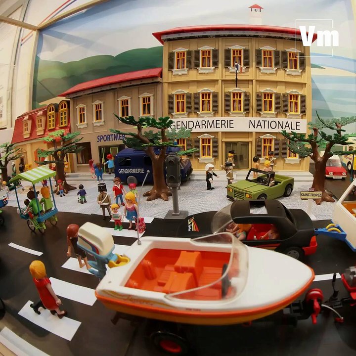 À Saint-Tropez, les enfants des gendarmes prennent d’assaut l’expo playmobil