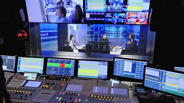 L’arrestation d’un journaliste de Paris-Match , le premier numéro du magazine de Faustine Bollaert et dans l’intimité de quatre champions du monde de foot