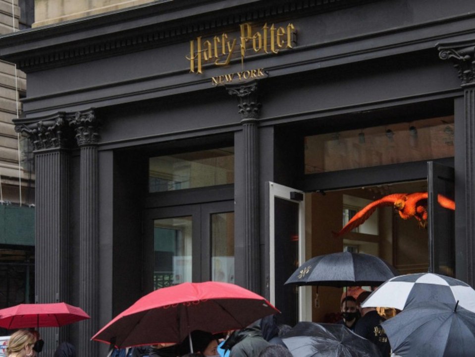 Fans stürmen neuen Harry-Potter-Laden in New York