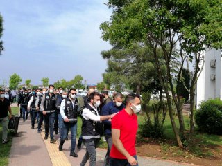 Silah kaçakçılığı şüphelisi 9 kişi adliyeye sevk edildi