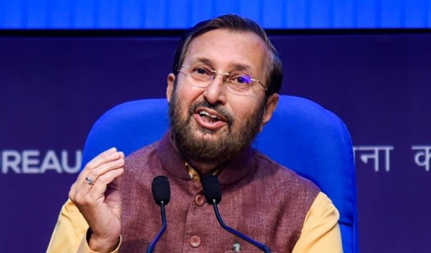 Punjab Cong row: Prakash Javdekar hits out at Amarinder govt