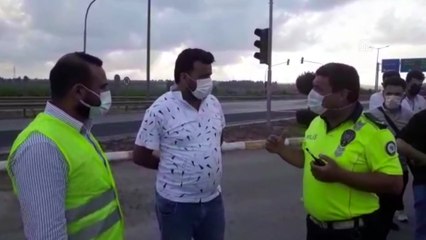 ADANA - 10 kişilik minibüste 14 yolcu taşıyan sürücüye para cezası