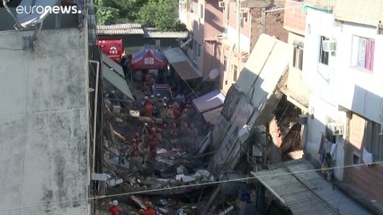 Dois mortos em queda de edifício no Rio de Janeiro