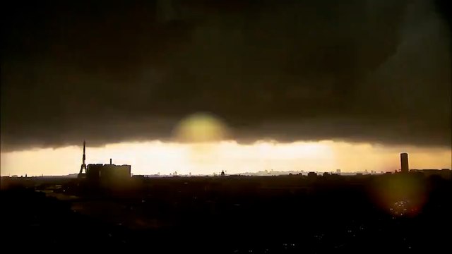 Orages sur l'Île-de-France : Paris, Saint-Cloud, Nanterre... sous des pluies diluviennes