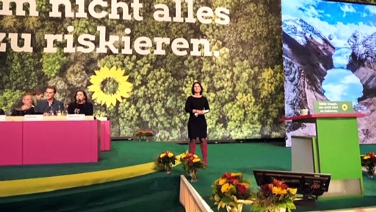 Benzin-Debatte: SPD und Union warnen vor Baerbocks 'Spritpreisschraube'