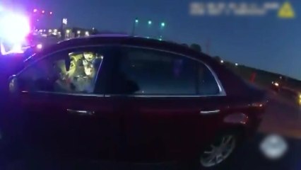 "바다 가고 싶어서" 9살 소녀가 4살 동생 태우고 운전하다 '쾅' / YTN