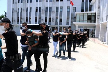 Devleti milyonlarca lira zarara sokan suç örgütü, adliyeye sevk edildi