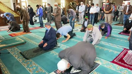 KARS - Kuraklığa karşı camilerde yağmur duası edildi