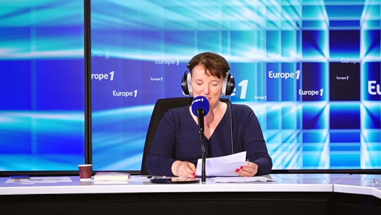 "On croit que Twitter est une technologie avancée mais ça existait déjà au Moyen-Âge : on appelait ça le pilori !"