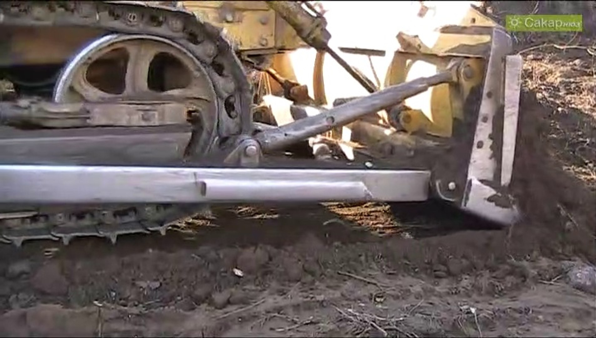 ⁣Започнаха ремонт на разбит път