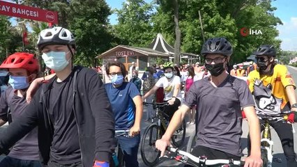 Temiz bir çevre için el ele