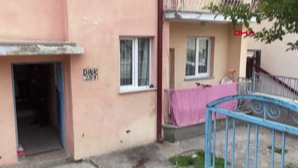 SİVAS 3'ÜNCÜ KATTAN DÜŞEN MİNİK GÜRSEL AĞIR YARALANDI