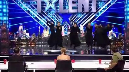 VAMPIRE DANCERS Claim GOLDEN BUZZER! | Got Talent Global