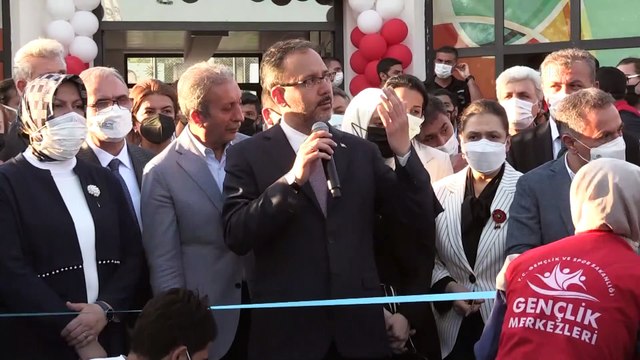 DİYARBAKIR - Bakan Kasapoğlu, Diyarbakır Dicle Üniversitesi Gençlik Ofisinin açılışına katıldı