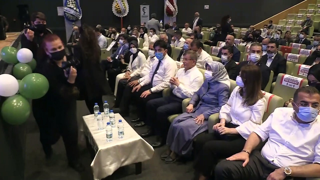 YALOVA - Gelecek Partisi Genel Başkanı Ahmet Davutoğlu, Yalova'da konuştu