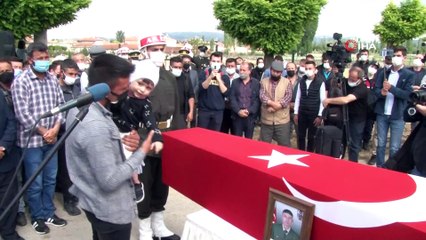 Afyonkarahisar şehidini gözyaşları içinde uğurladı