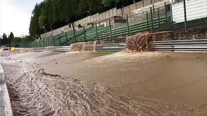 Supercar Spa 2021 1 FP2 Track Flooded Amateur