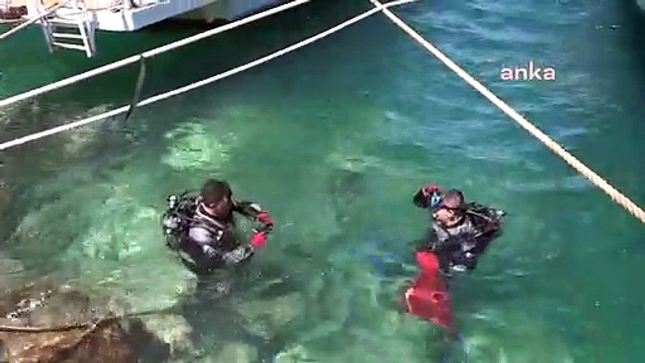 Kuşadası’nda denizden klozet çıktı…