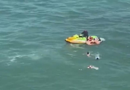 Şile'de boğulma tehlikesi geçiren 5 kişiyi itfaiye kurtardı