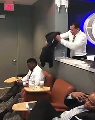 Alex Rodríguez bromea con el Big Papi con un jaque de los Yanquis