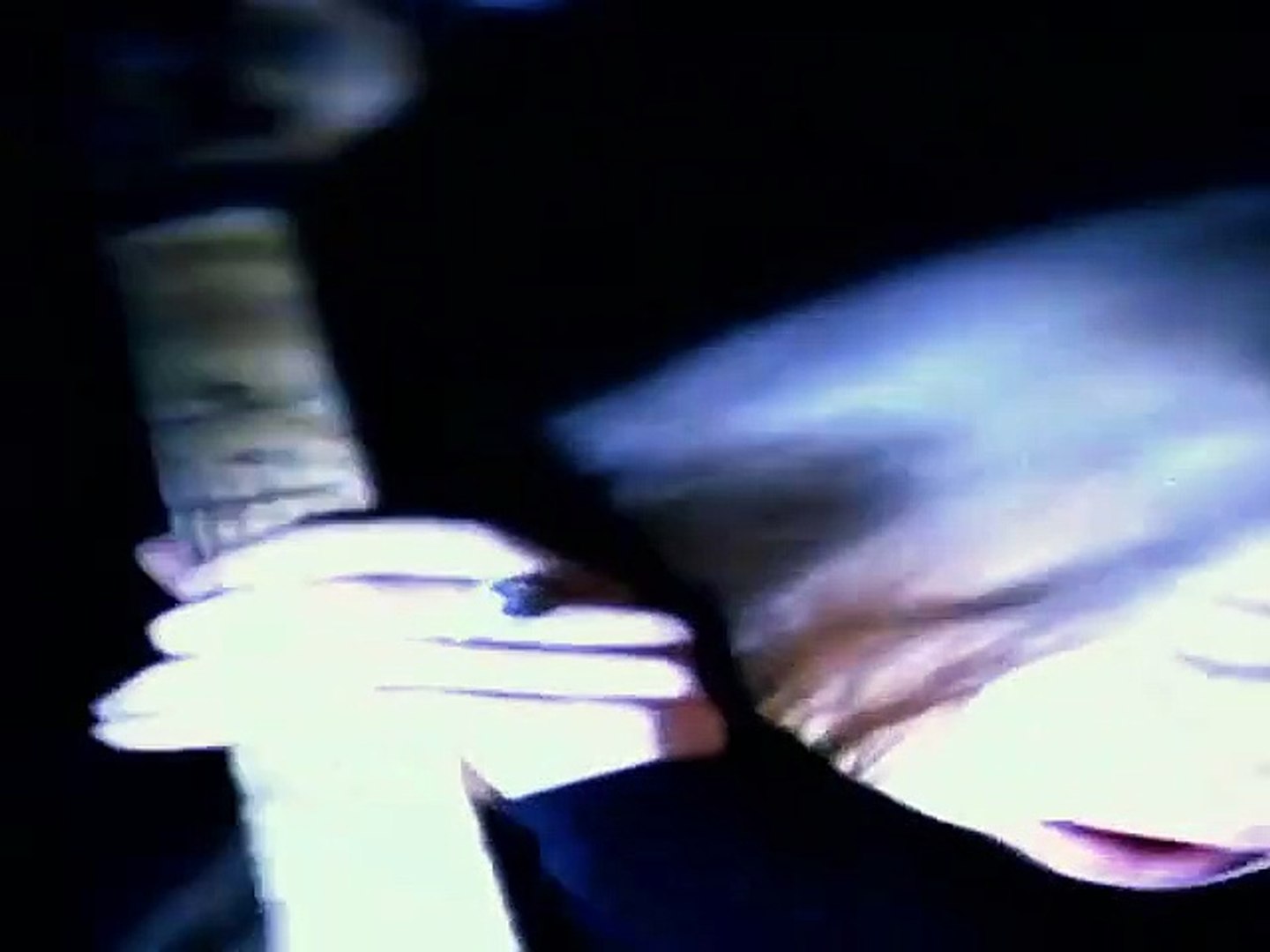 Alice In Chains - Angry Chair